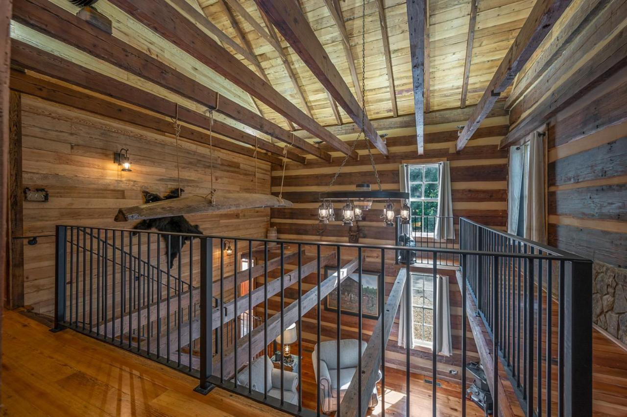 Russell'S Fort At White Oak Point: Historical Cabin On Lake Lure, Luxury, Direct Lake Access! Villa Buitenkant foto