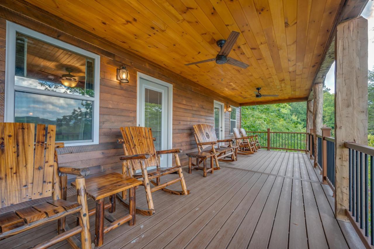Russell'S Fort At White Oak Point: Historical Cabin On Lake Lure, Luxury, Direct Lake Access! Villa Buitenkant foto