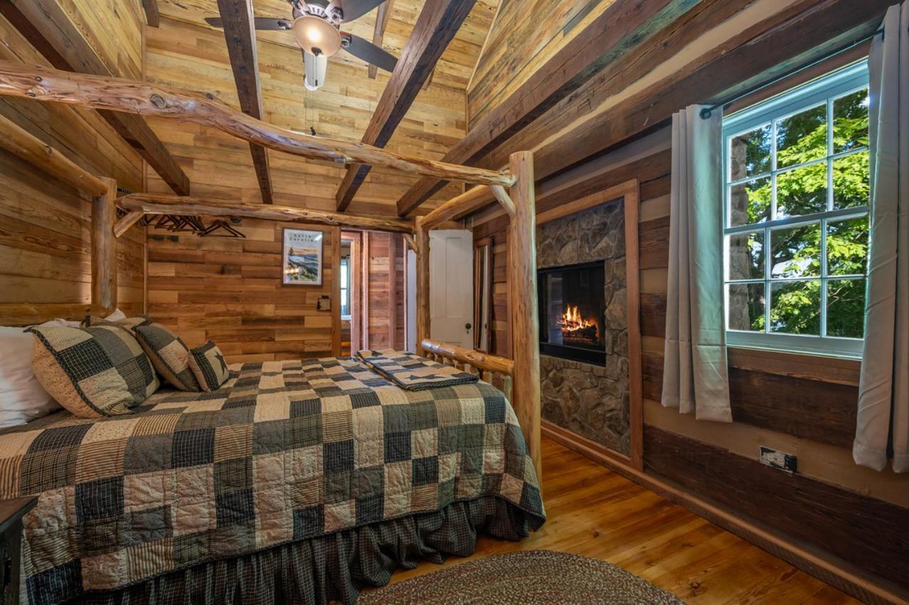 Russell'S Fort At White Oak Point: Historical Cabin On Lake Lure, Luxury, Direct Lake Access! Villa Buitenkant foto