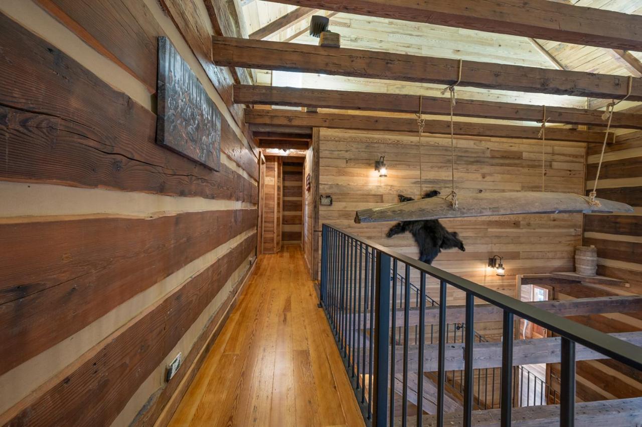 Russell'S Fort At White Oak Point: Historical Cabin On Lake Lure, Luxury, Direct Lake Access! Villa Buitenkant foto